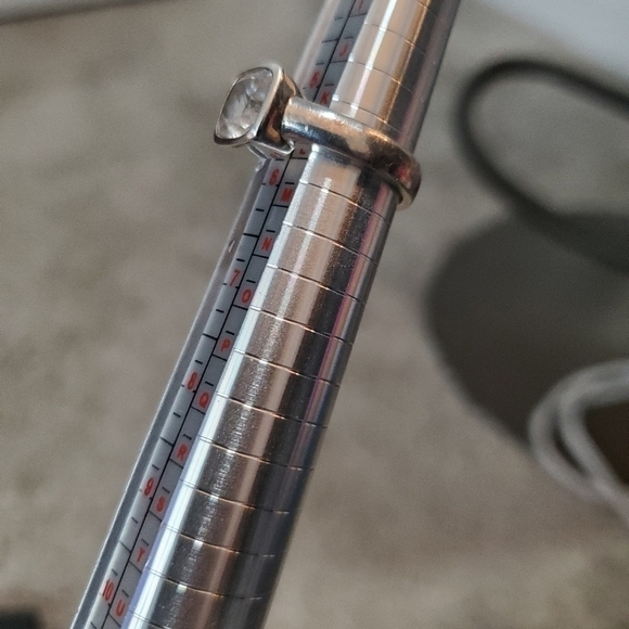 Silver and Clear Ring with 925 Marking on Inside - Picture 11 of 11